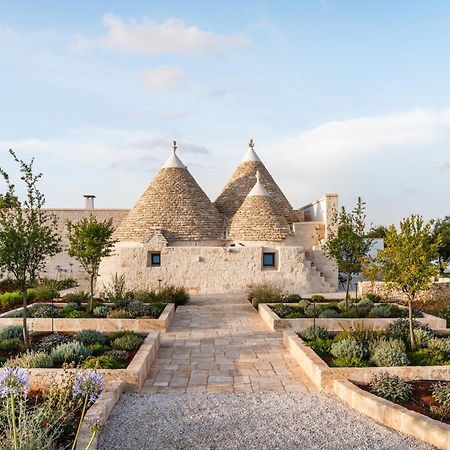 Trullo Jale - Boutique Apartments Остуни Экстерьер фото