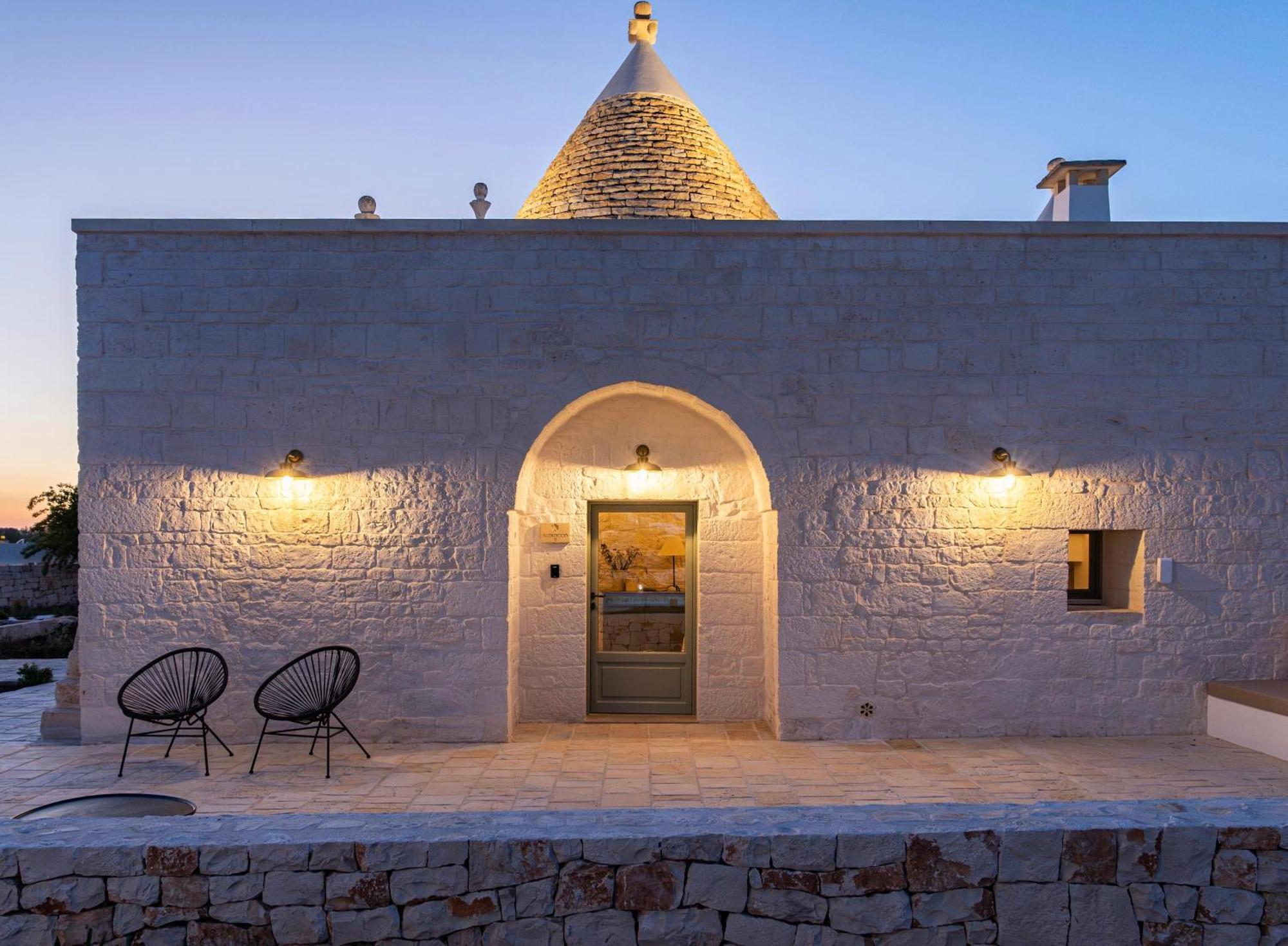 Trullo Jale - Boutique Apartments Остуни Экстерьер фото