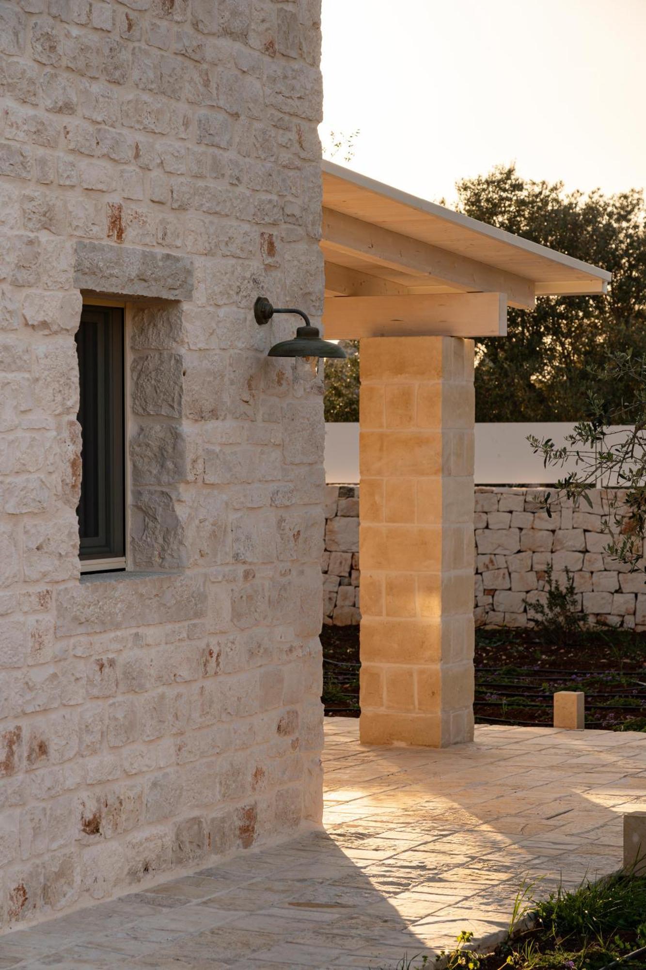 Trullo Jale - Boutique Apartments Остуни Экстерьер фото