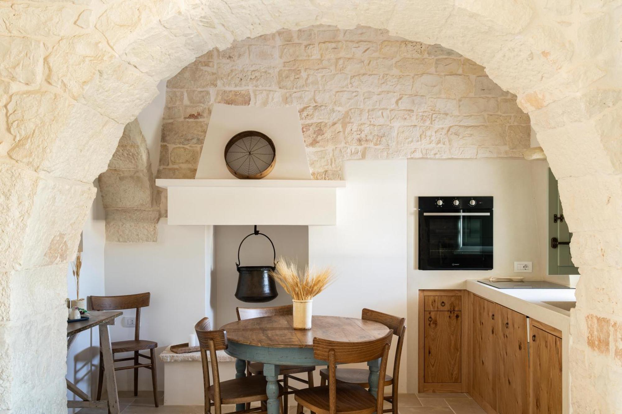 Trullo Jale - Boutique Apartments Остуни Экстерьер фото