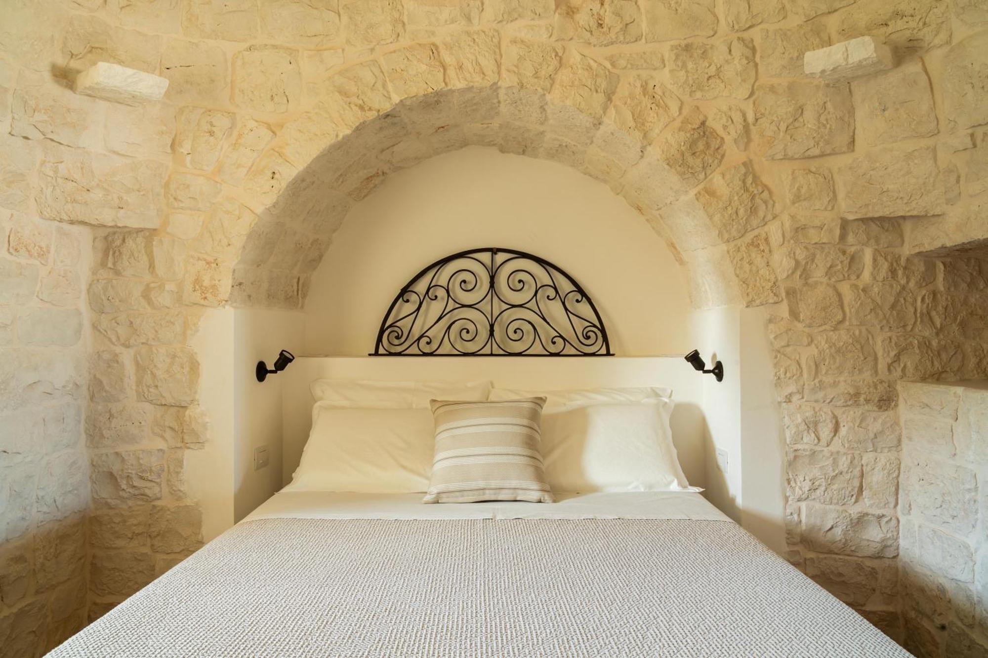 Trullo Jale - Boutique Apartments Остуни Номер фото